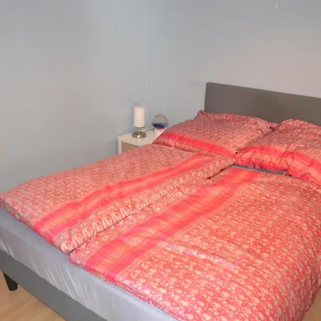 Zentrale + Kostenlosem Parkplatz * Sindelfingen